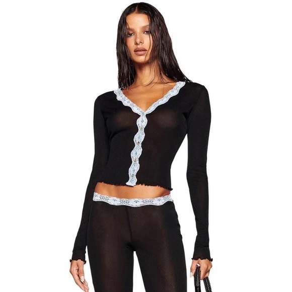 I.AM.GIA Tashi Top – Black - Picture 8 of 11